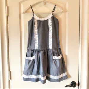 Cute Mossimo chambray cotton dress with lace details